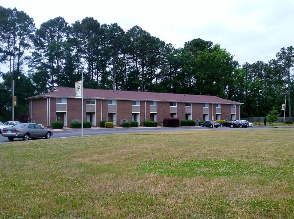Plaza Terrace Apartments of Laurinburg, NC Affordable Apartments near