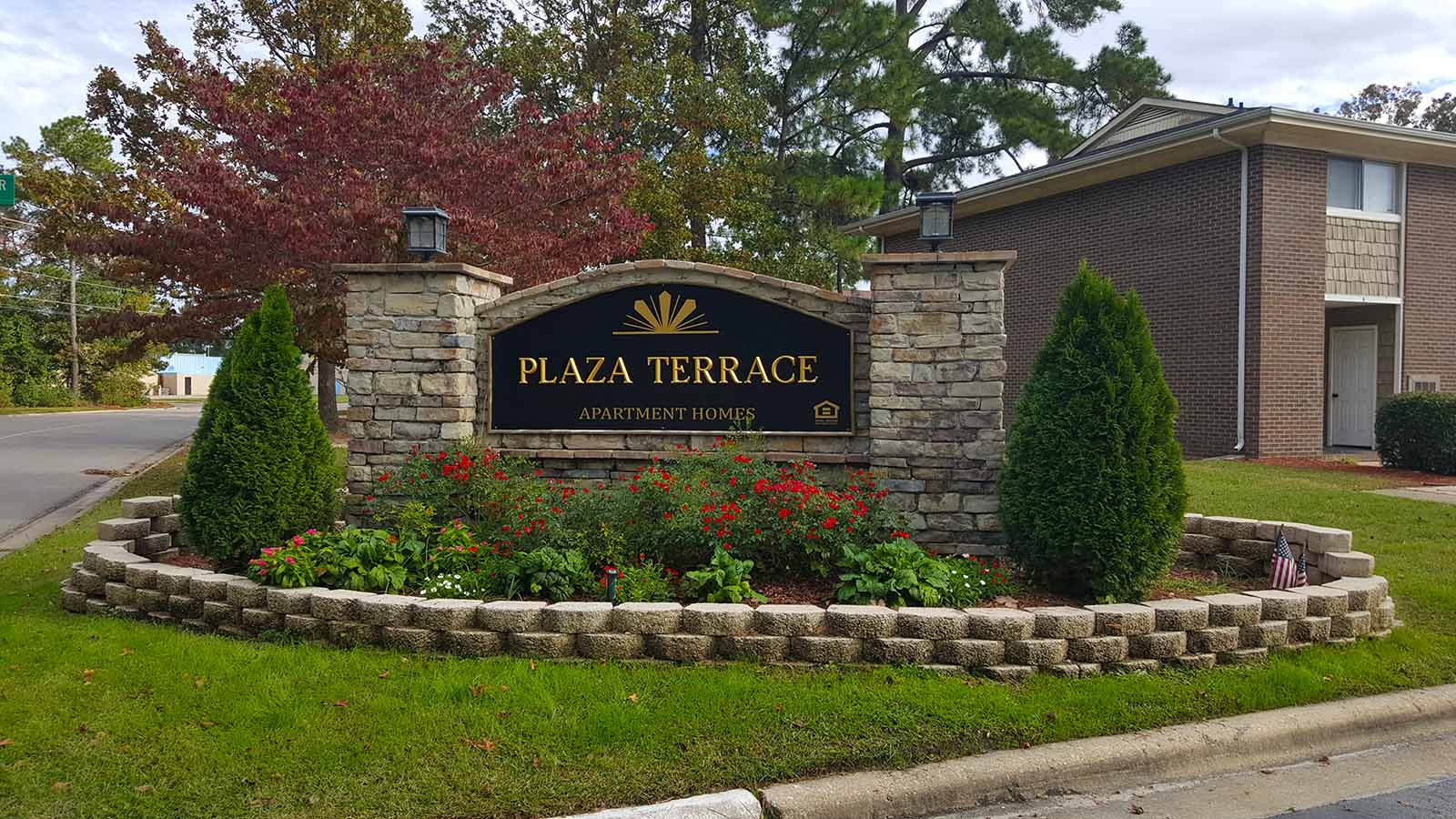 Plaza Terrace Apartments of Laurinburg, NC Affordable Apartments near
